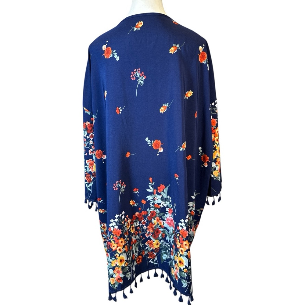 Emery Rose Floral Kimono NWOT - Picture 3 of 6
